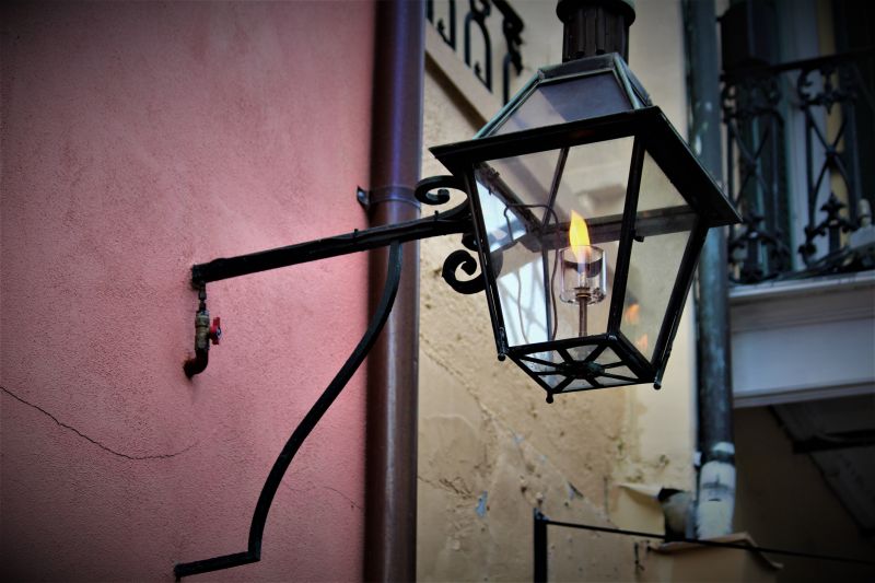 Outdoor Lamp Installation in Pasadena, CA